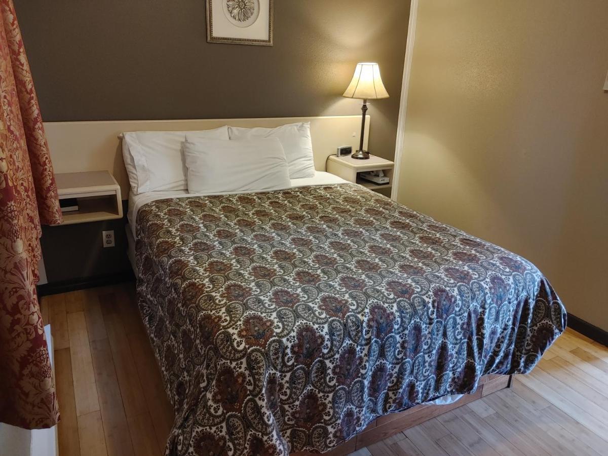 Magnuson Hotel Creston Buitenkant foto