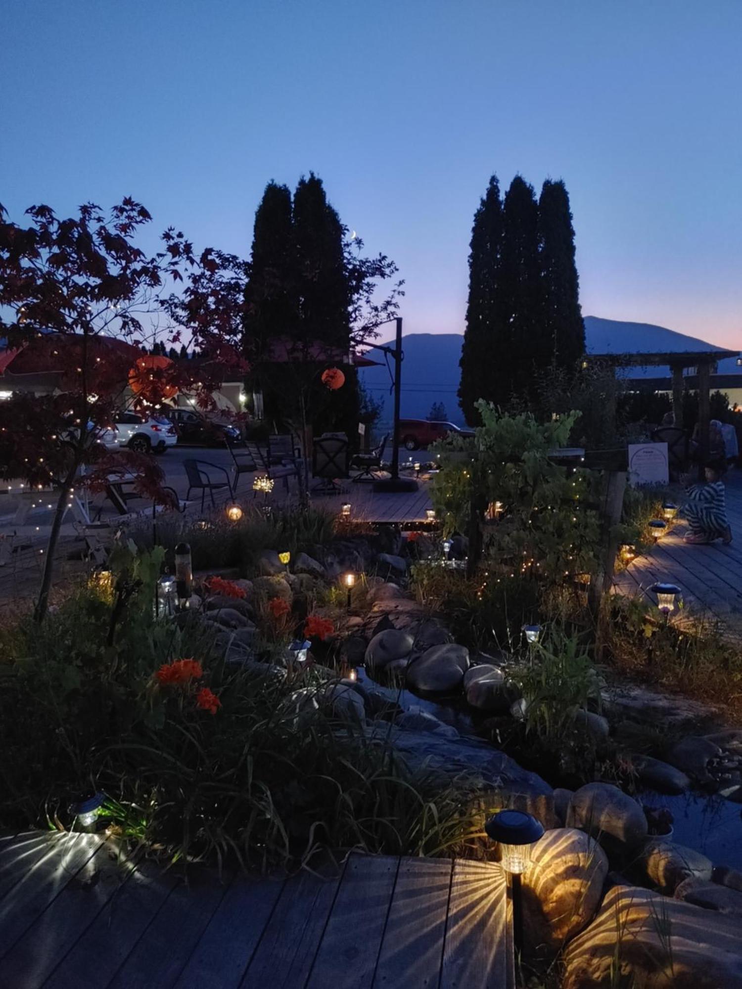 Magnuson Hotel Creston Buitenkant foto